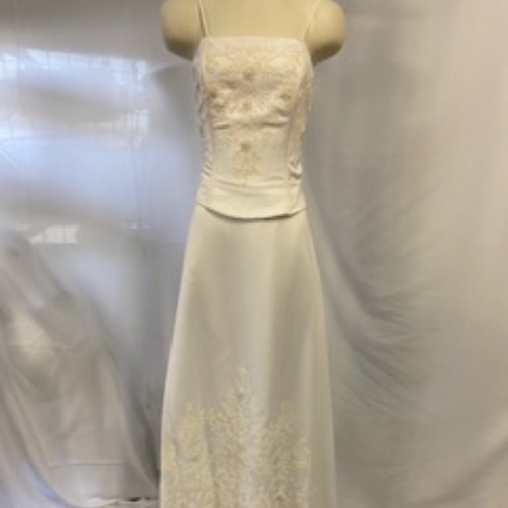 Victory Gown 777131